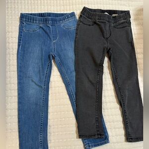 H&M Bundle of 2 toddler jeggings denim pants. 3T